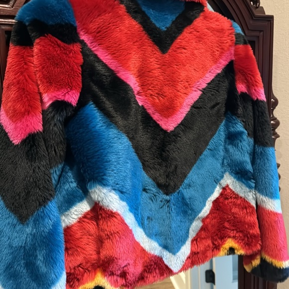 ALICE +OLIVIA FUR JACKET SIZE XS - Picture 8 of 11